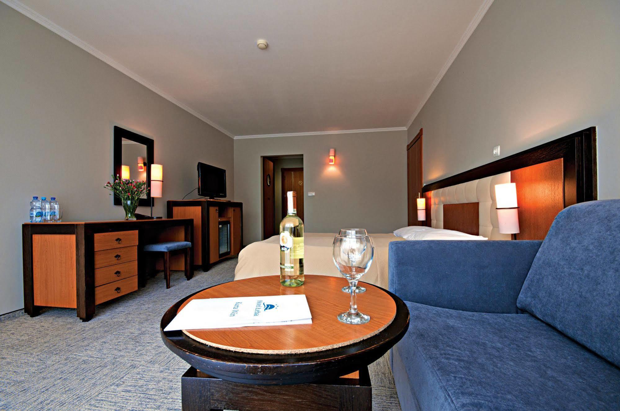 Leba Hotel & Spa Екстер'єр фото