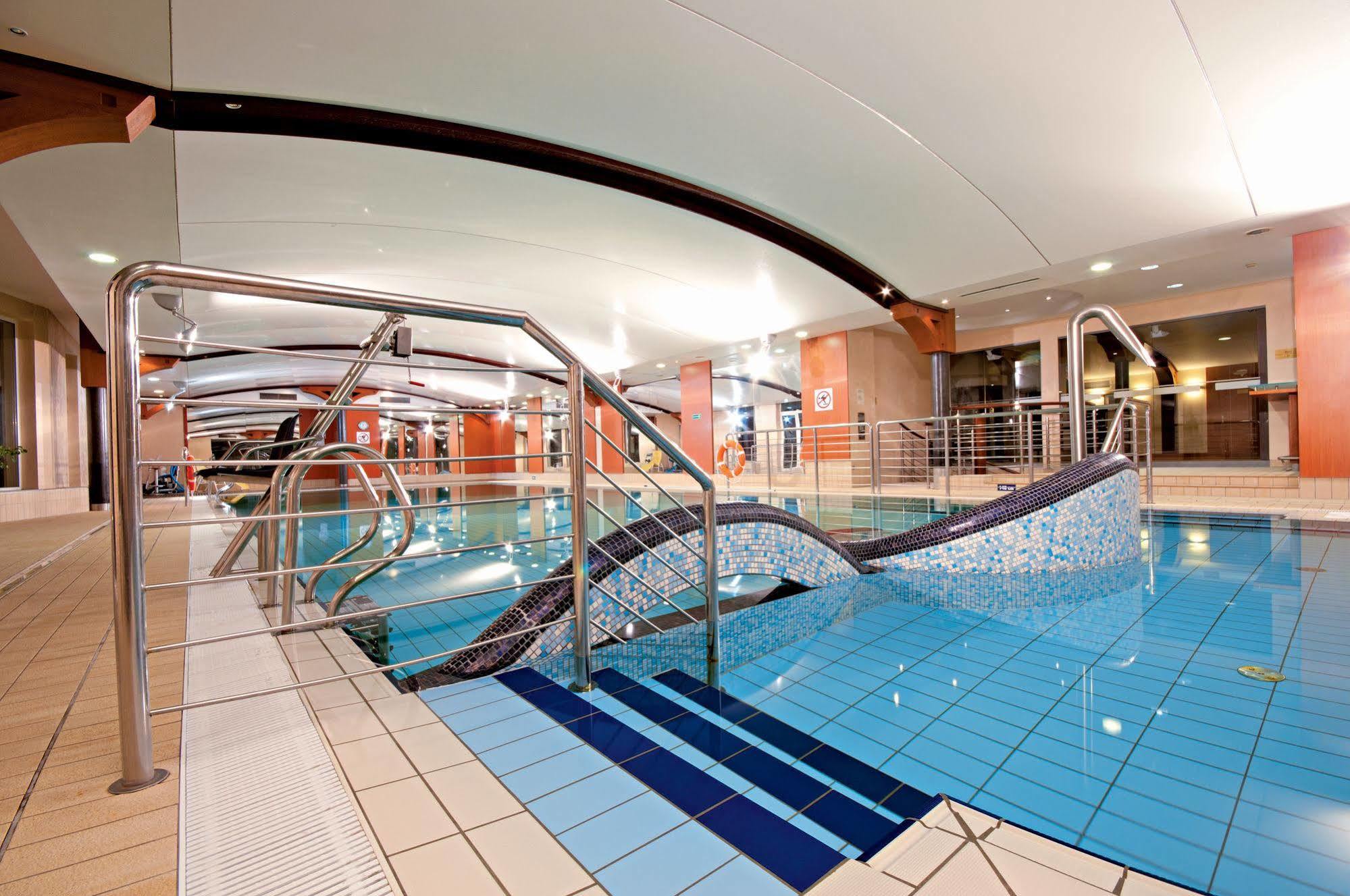 Leba Hotel & Spa Екстер'єр фото